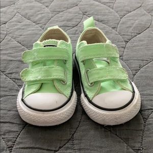 Toddler Converses Size 3